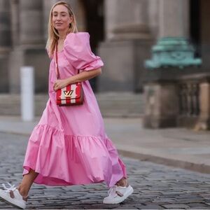 H&M Pink Puff Sleeve Maxi L